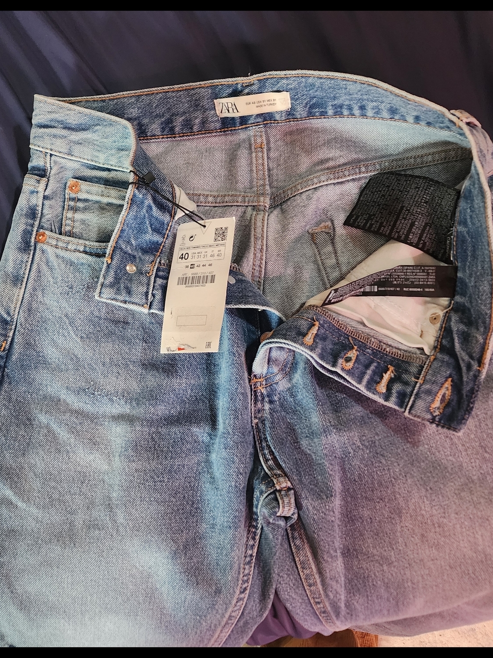 ZARA Light Blue Washed Denim Jeans